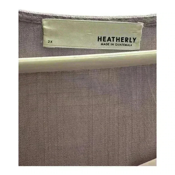 Heatherly Blouse - Picture 3 of 3